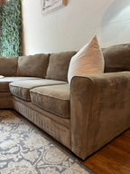 Jordan’s Furniture Artemis Sectional in Ash Gray