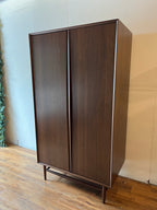 Article Lenia Armoire - Walnut