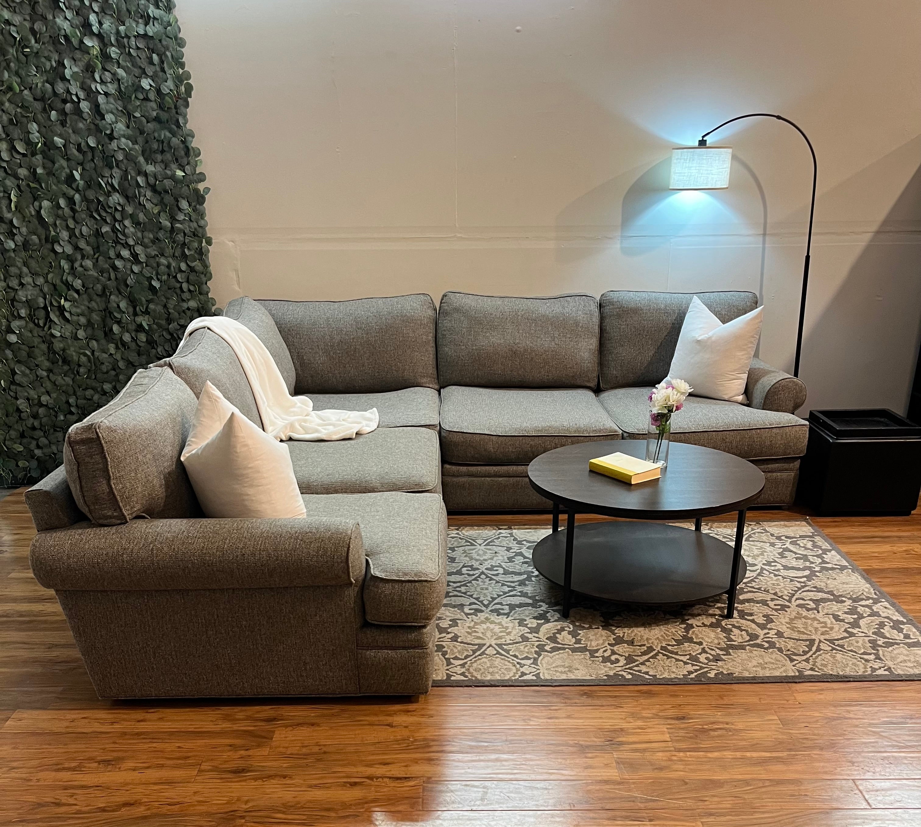 Raymour & Flanigan Sectional in Stone Gray