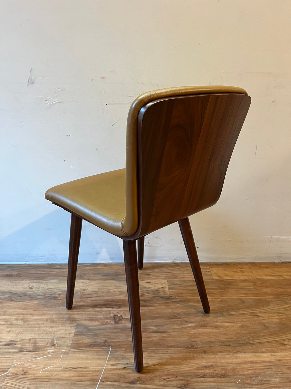 Article Sede Leather Dining Chairs (4) - Walnut And Toscana Tan