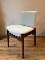 Article Nosh Dining Set