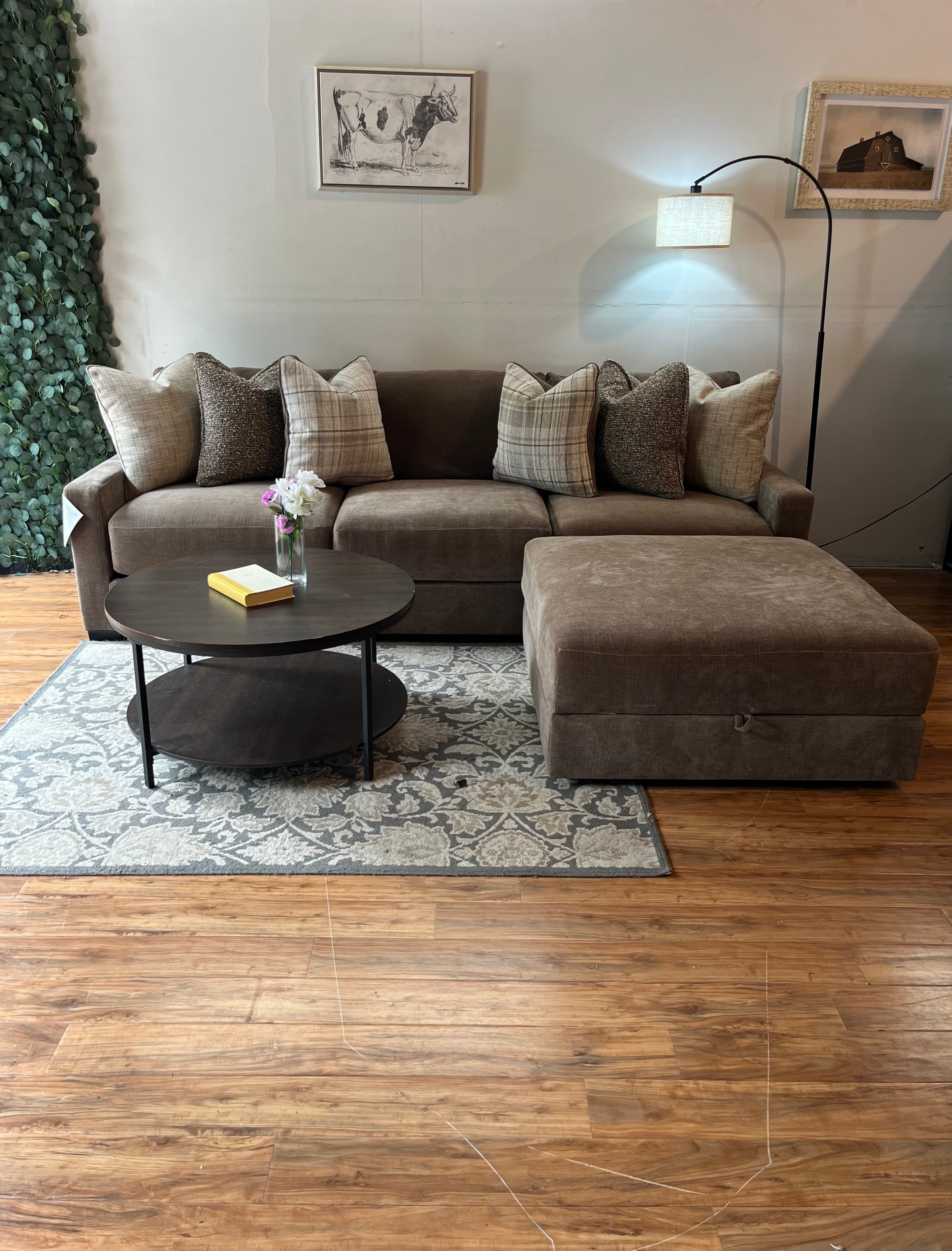 Camellia Court in Coffee