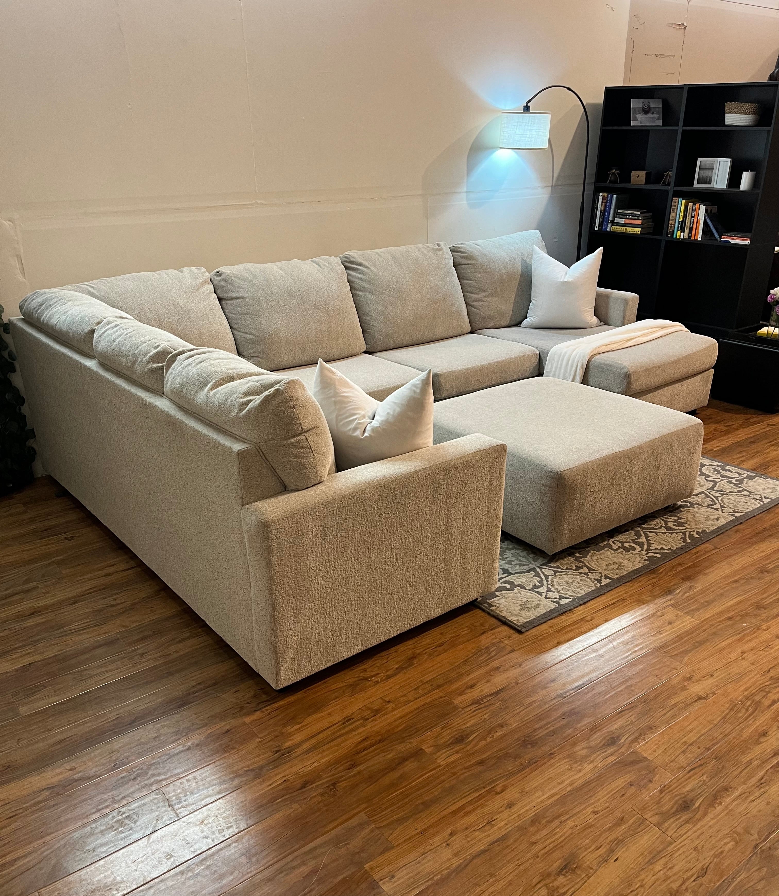 Ashley Furniture Sectional with Ottoman in Dove Gray