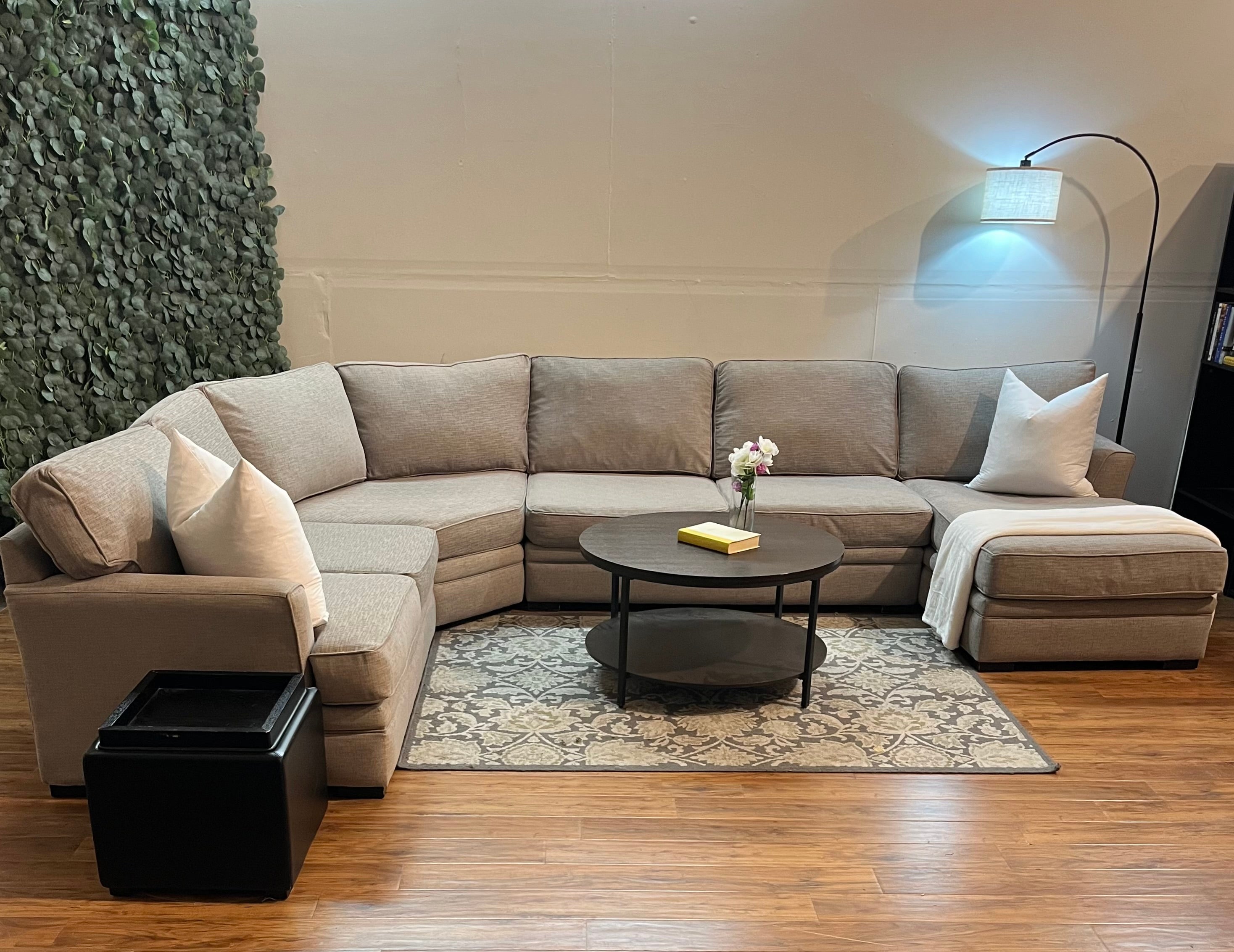 Jordan’s Furniture Sectional in Steel Gray
