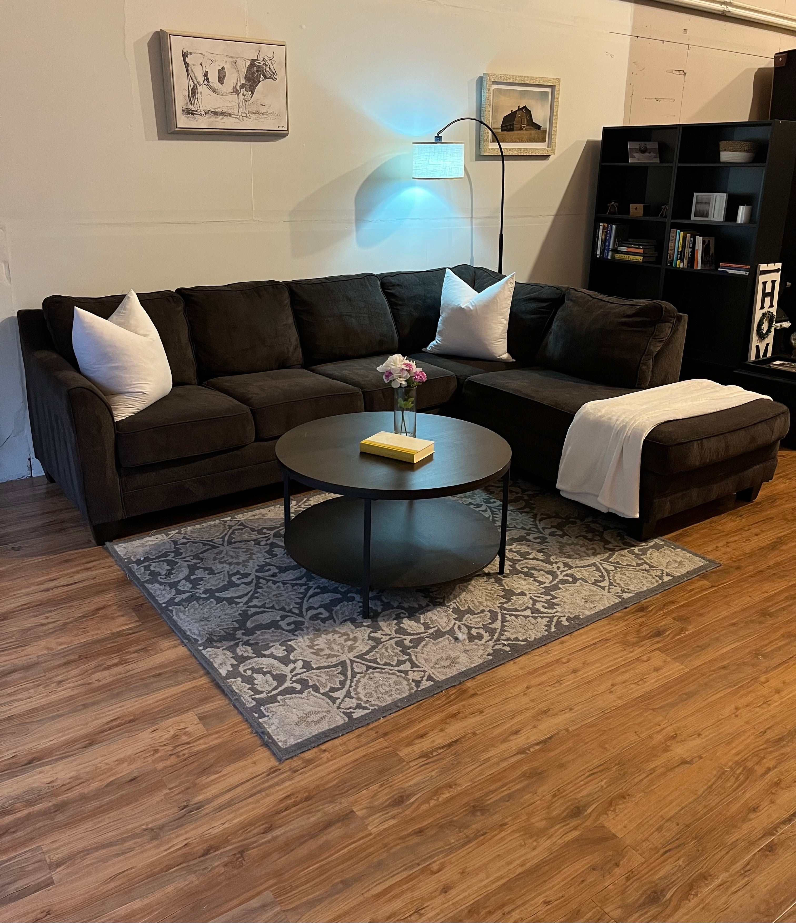 Broyhill Sectional in Charcoal Gray