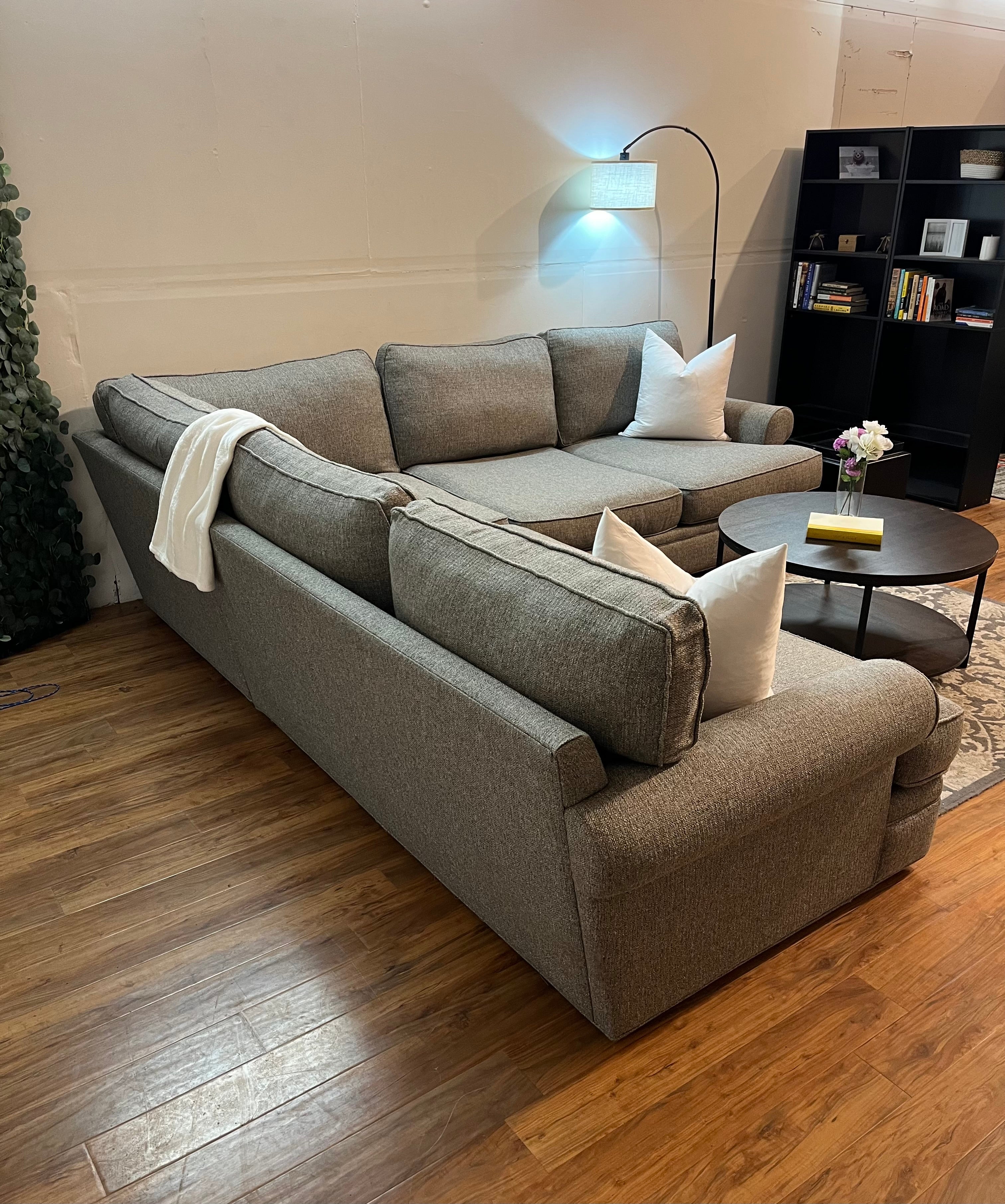 Raymour & Flanigan Sectional in Stone Gray