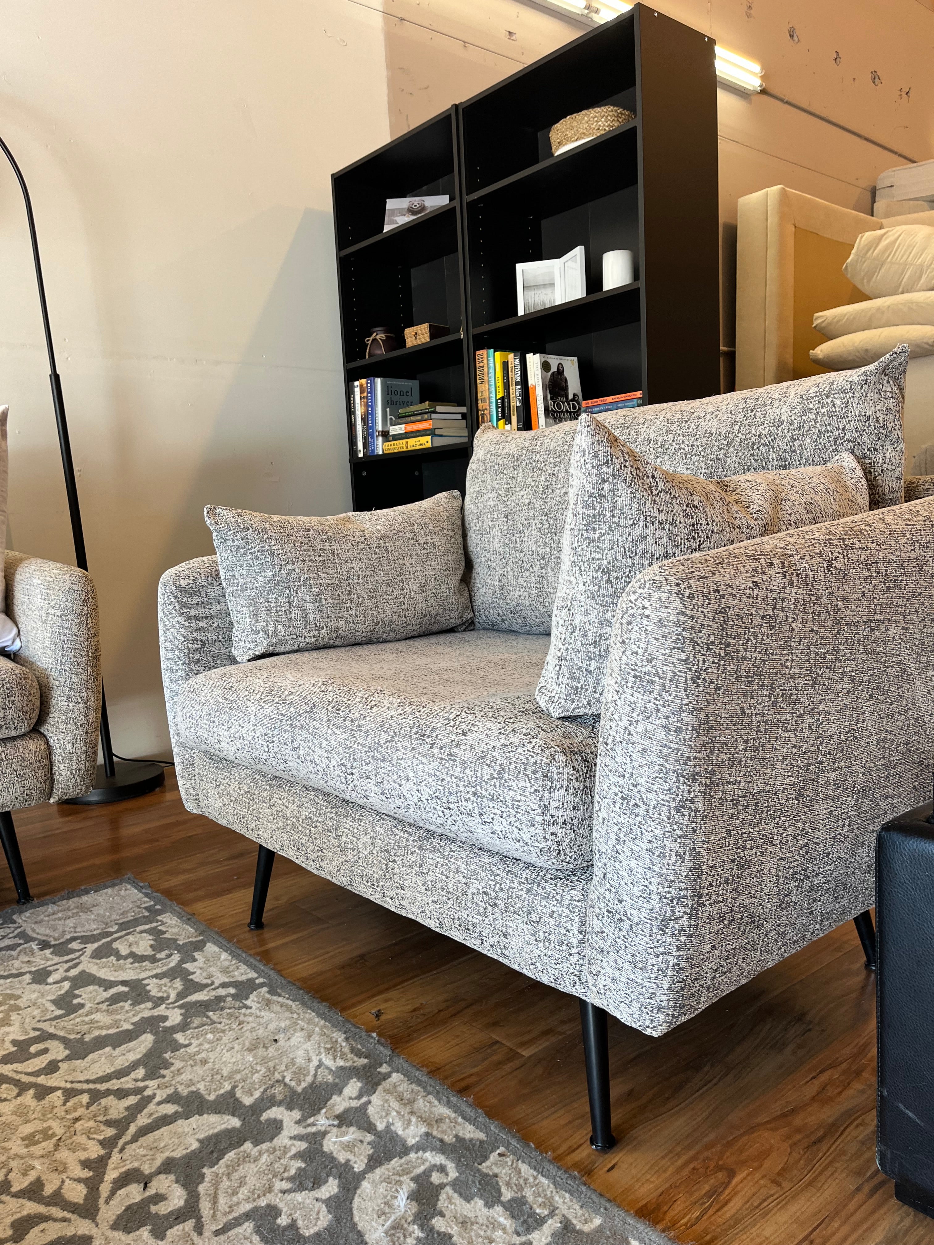 Albany Park Lido Sectional with Oversized Chair in Pebble Gray
