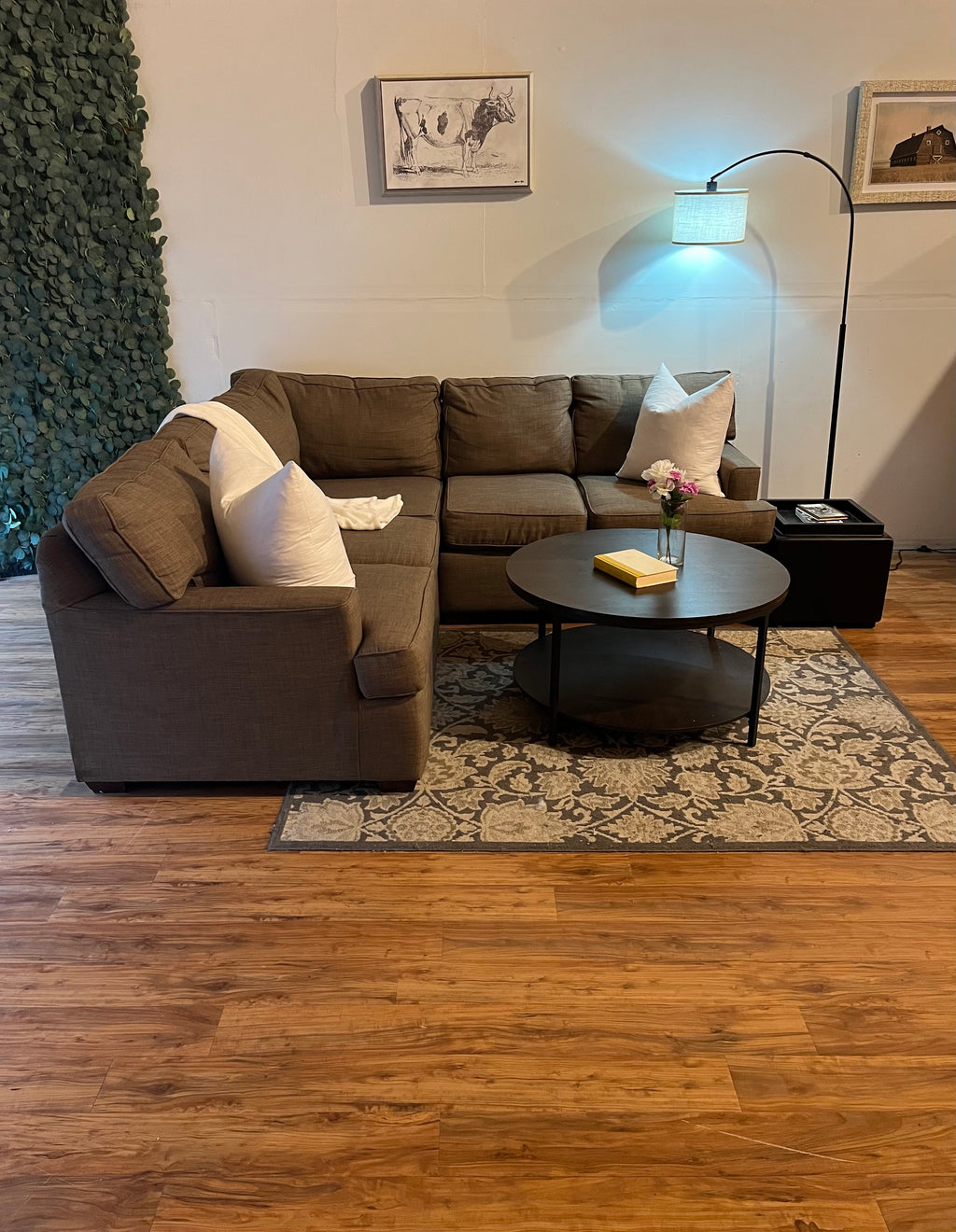 Jordan’s Furniture Sectional in Taupe
