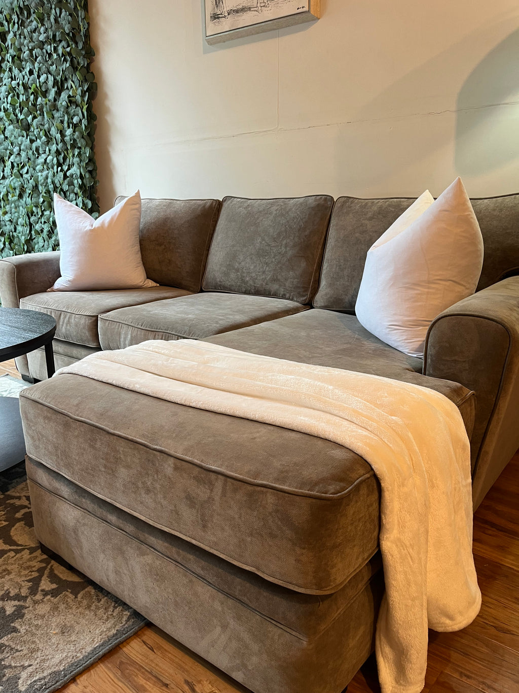 Jordan’s Furniture Sectional in Ash Gray