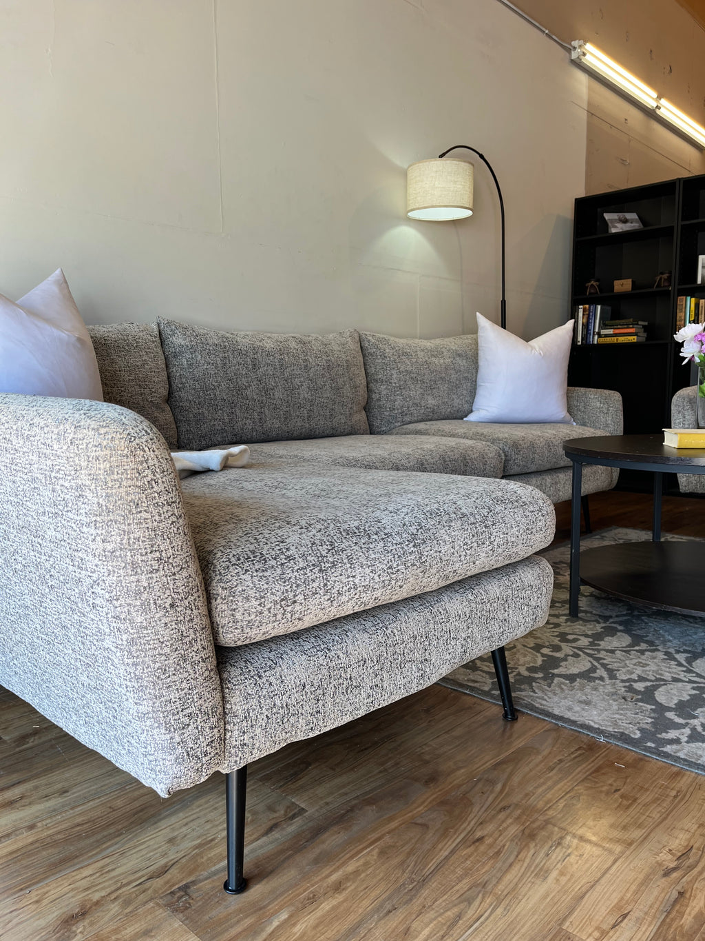 Albany Park Lido Sectional with Oversized Chair in Pebble Gray