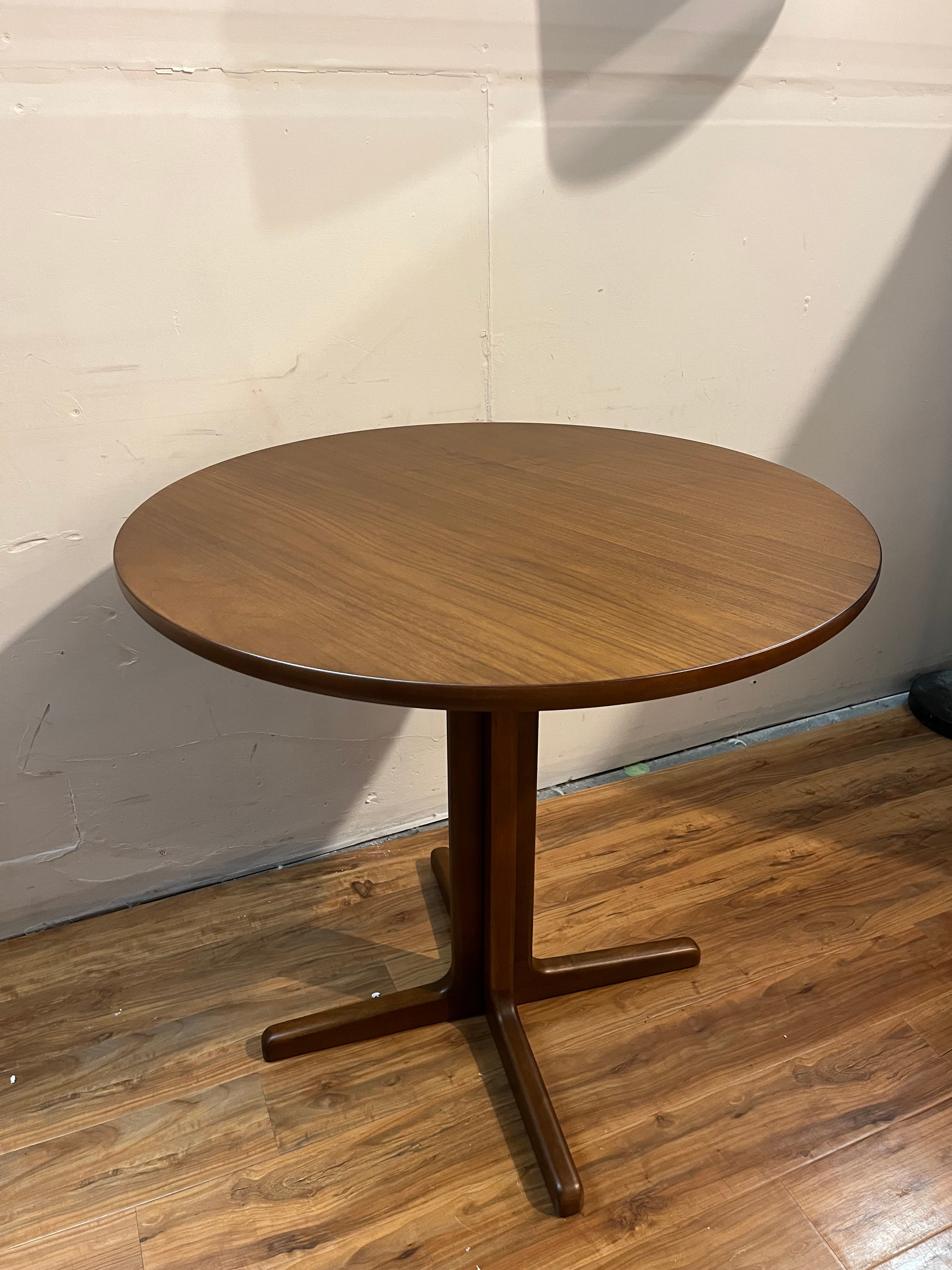 Article Odie Café Table - Walnut