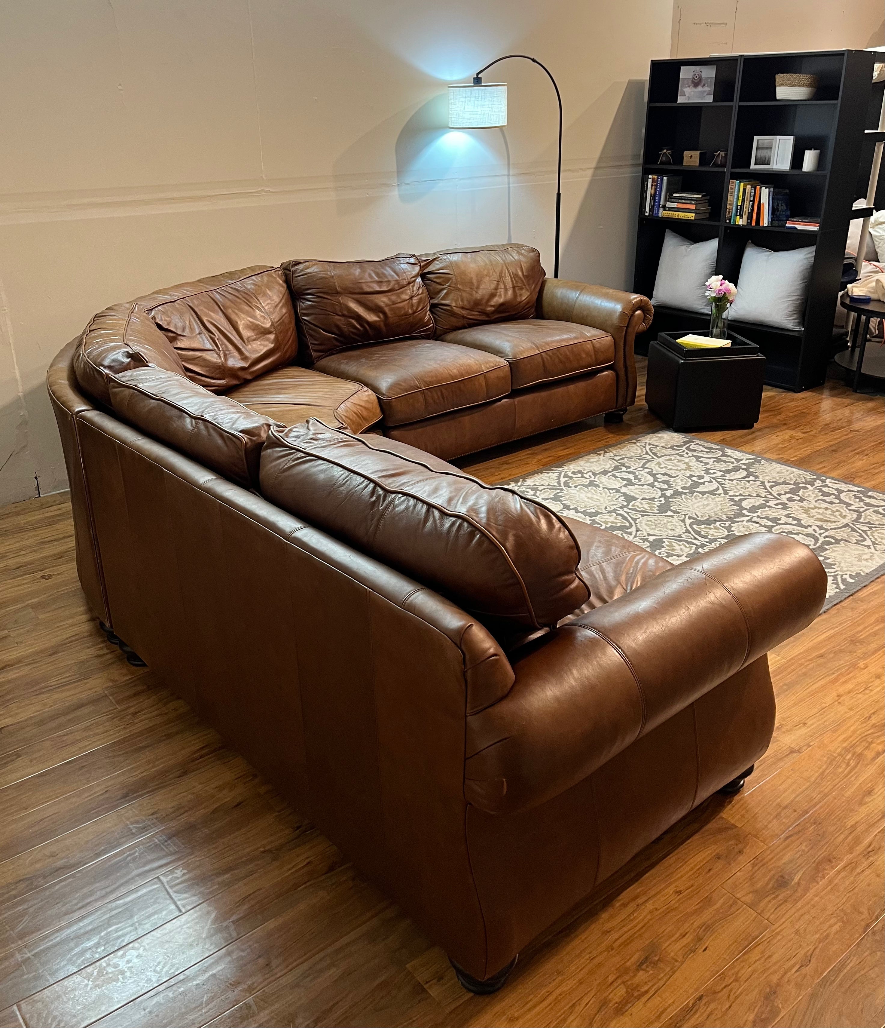 Bernhardt Van Gogh Leather Sectional