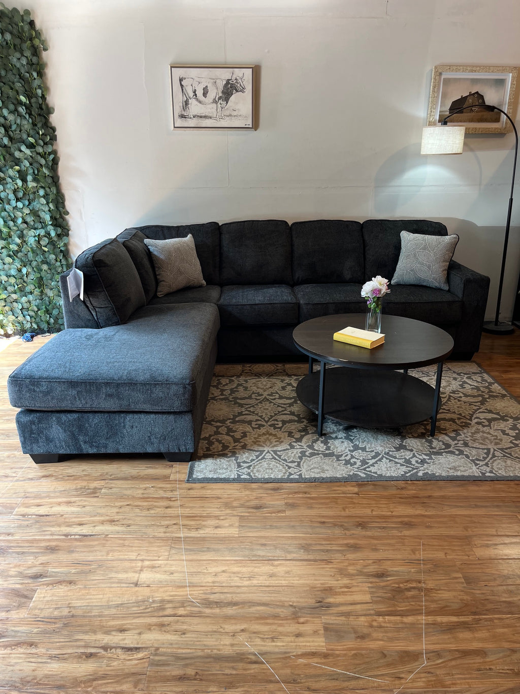 Altari 2-Piece Sectional with Chaise