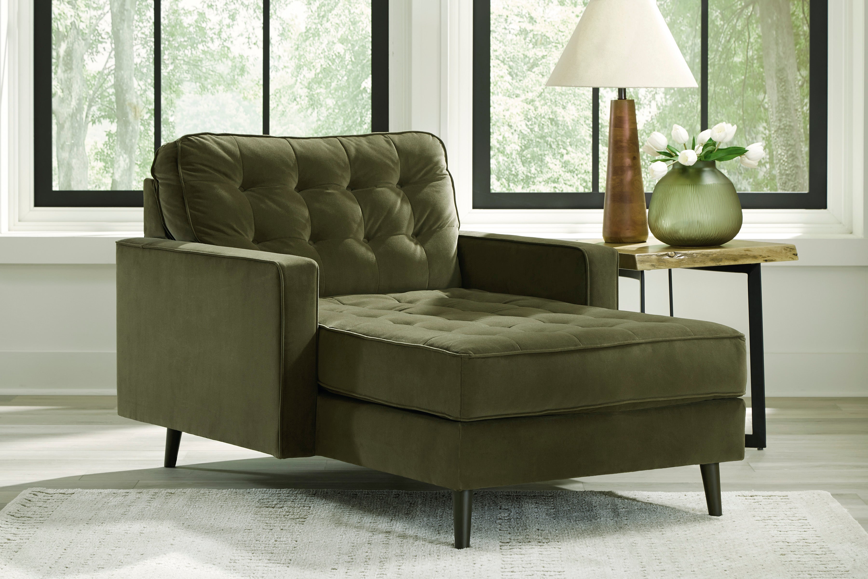 Reveon Lakes Chaise Lounge in Olive