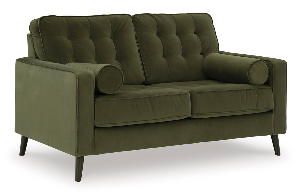 Reveon Lakes Loveseat in Olive